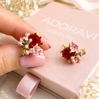 Pendientes Flor Rubi Esmaltados con Plata 925 y Baño de Oro