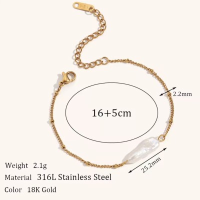 Medidas de la pulsera con perla barroca natural de acero inoxidable bañada en oro y cadena ajustable.